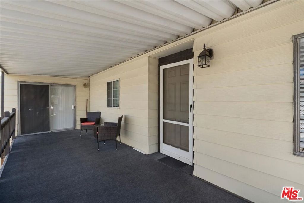21317 Blue Curl Way 230, Canyon Country, CA 91351 — photo 5