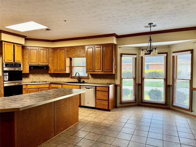 4485 BELL CHASE Drive, Montgomery, AL 36116
