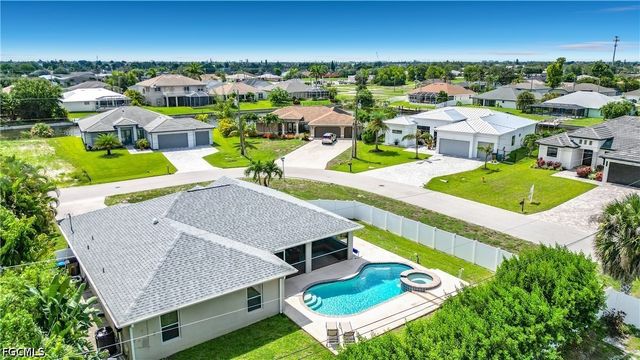 3612 SW 8th CT, Cape Coral, FL 33914