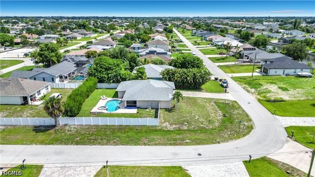 3612 SW 8th CT, Cape Coral, FL 33914