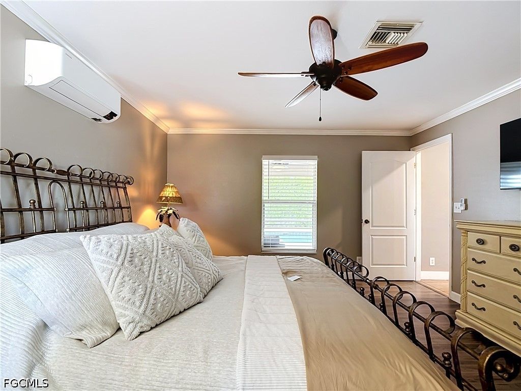 Image 29 of property listing at 3612 SW 8th CT, Cape Coral, FL 33914