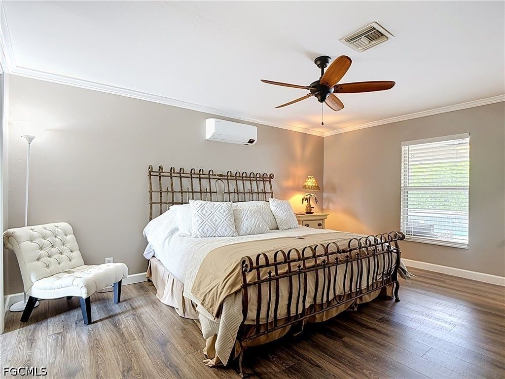 Image 30 of property listing at 3612 SW 8th CT, Cape Coral, FL 33914