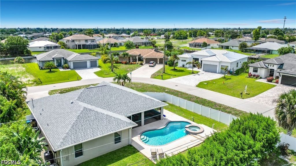 Image 45 of property listing at 3612 SW 8th CT, Cape Coral, FL 33914