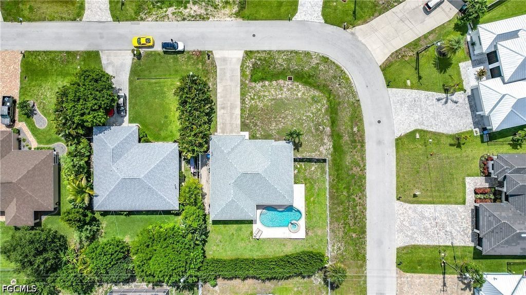 Image 48 of property listing at 3612 SW 8th CT, Cape Coral, FL 33914