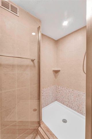 720 Bayshore Drive 504, Fort Lauderdale, FL 33304