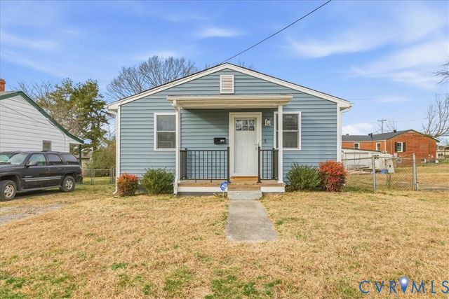 1413 Floyd St, Petersburg, VA 23803