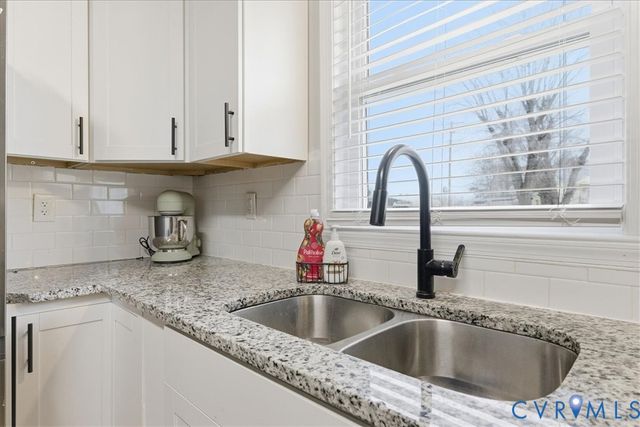 1413 Floyd St, Petersburg, VA 23803