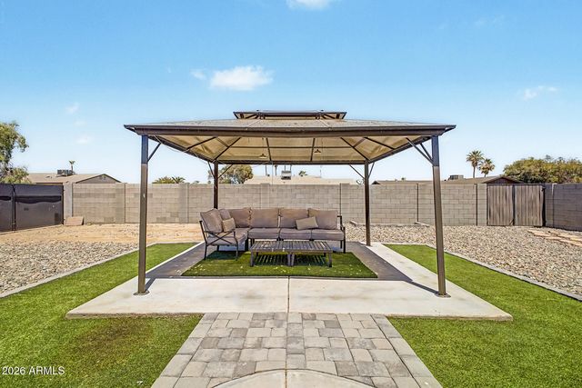 926 W APOLLO Avenue, Tempe, AZ 85283