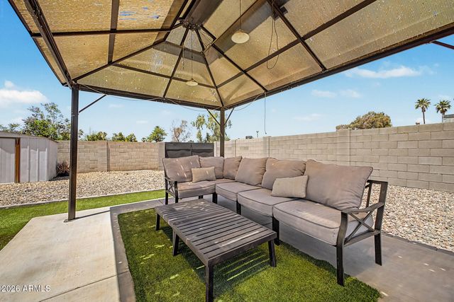 926 W APOLLO Avenue, Tempe, AZ 85283