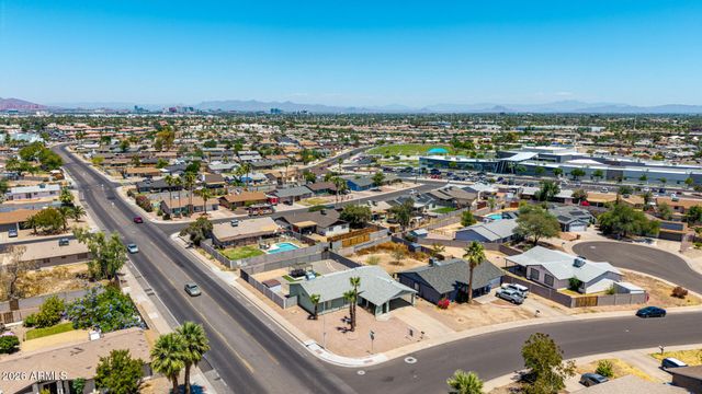 926 W APOLLO Avenue, Tempe, AZ 85283