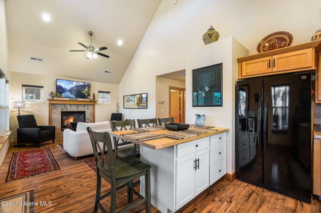 238 Pomrankey Ln, Dover, ID 83825