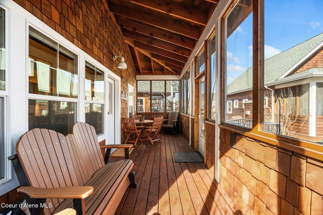 238 Pomrankey Ln, Dover, ID 83825