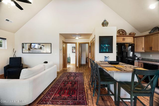 238 Pomrankey Ln, Dover, ID 83825