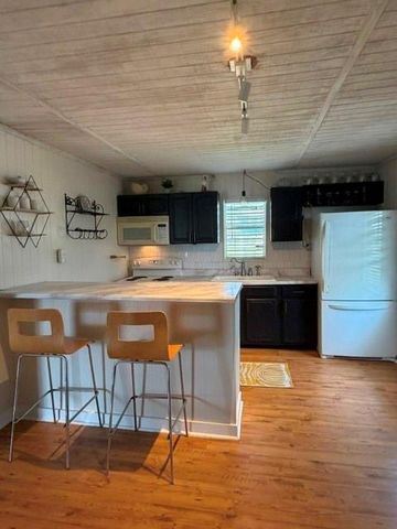 16535 Jamaica Inn Road, Jamaica Beach, TX 77554