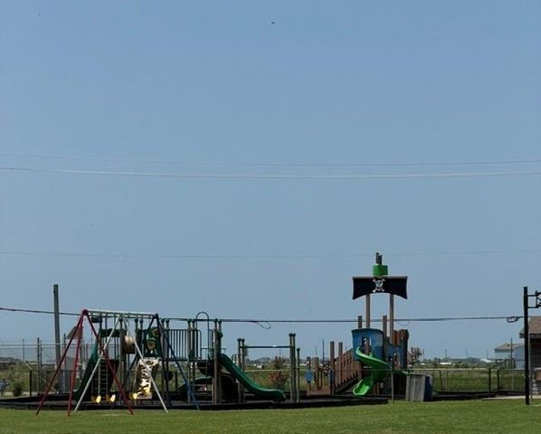 16535 Jamaica Inn Road, Jamaica Beach, TX 77554