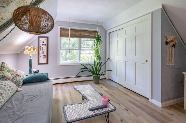 16 Teloian Drive, Hudson, NH 03051