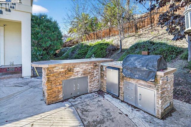 5803 Turnberry Dr., Dublin, CA 94568