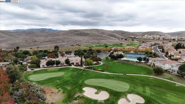 5803 Turnberry Dr., Dublin, CA 94568