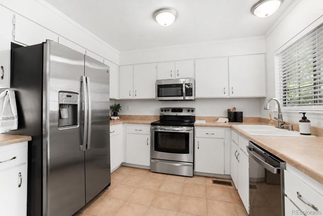 16151 E Oxford Drive, Aurora, CO 80013