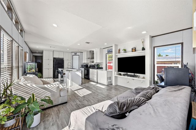 503 Road 5605, Cleveland, TX 77327