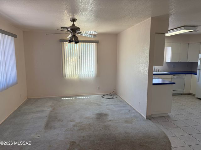 4086 E Montecito Street, Tucson, AZ 85711