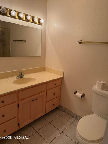 4086 E Montecito Street, Tucson, AZ 85711