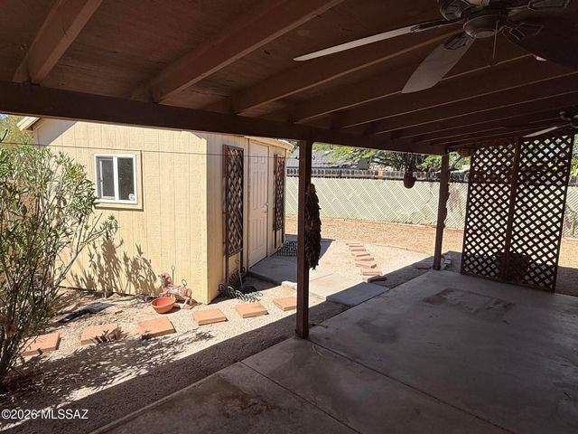 4086 E Montecito Street, Tucson, AZ 85711