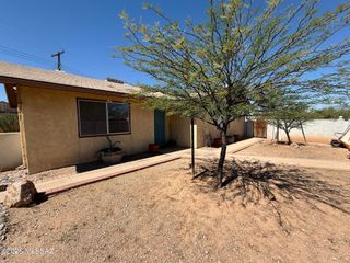 4086 E Montecito Street, Tucson, AZ 85711