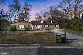 340 S JOHNSON ST, Carneys Point, NJ 08069