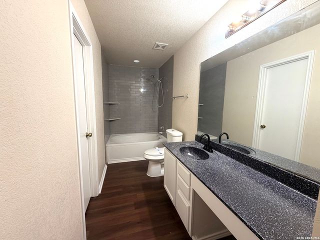 10114 Emerald Sun, San Antonio, TX 78245