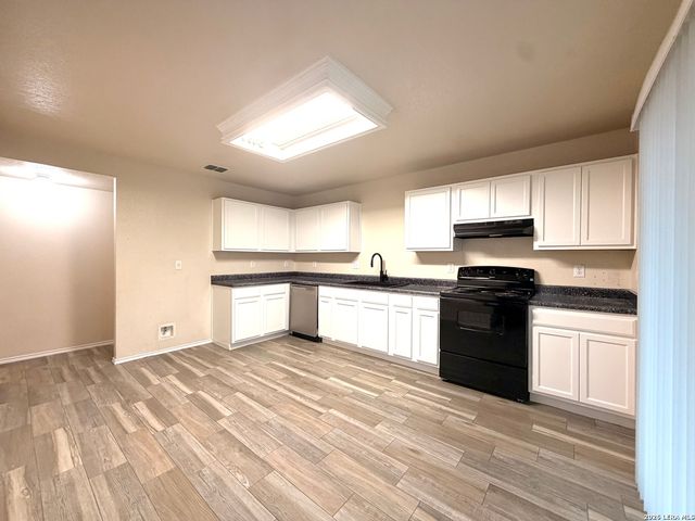 10114 Emerald Sun, San Antonio, TX 78245