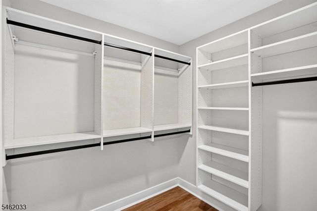 910 Minisink Way, Westfield Town, NJ 07090
