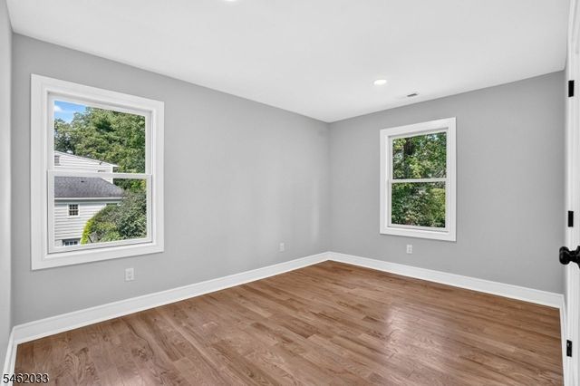 910 Minisink Way, Westfield Town, NJ 07090