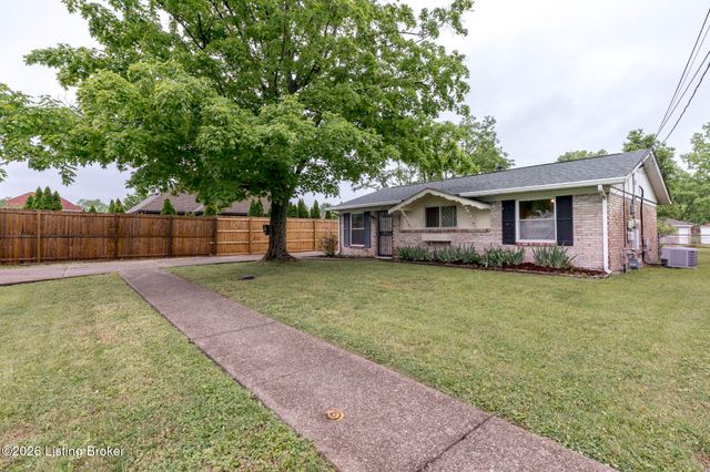 9801 Chambers Ct, Jeffersontown, KY 40299