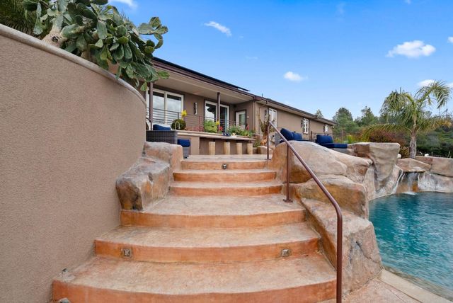 1061 Summit Road, Watsonville, CA 95076