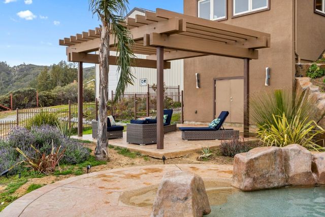1061 Summit Road, Watsonville, CA 95076