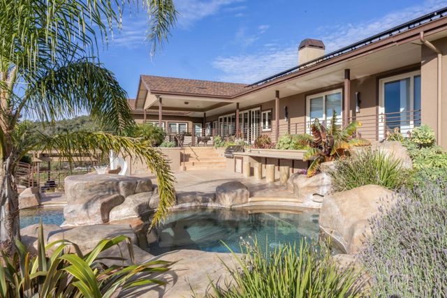1061 Summit Road, Watsonville, CA 95076