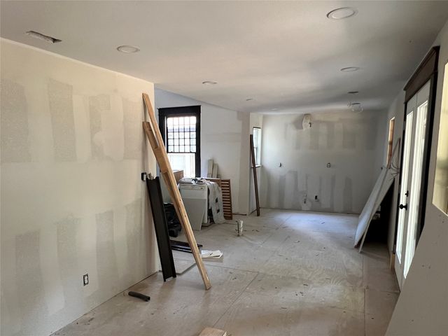 5511 Tremont Street, Dallas, TX 75214