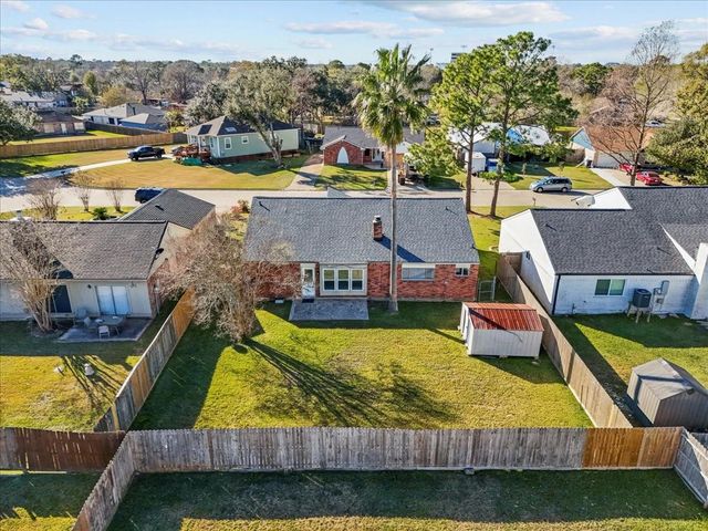 3705 Misty Cove Court, Dickinson, TX 77539