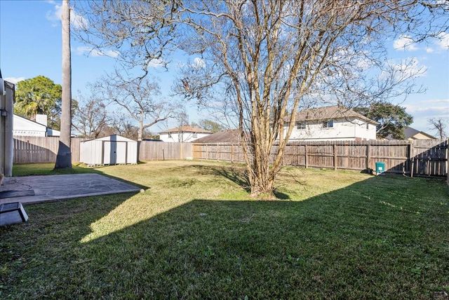 3705 Misty Cove Court, Dickinson, TX 77539