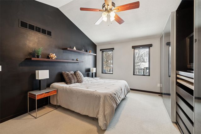 9109 Hammontree Drive, Urbandale, IA 50322