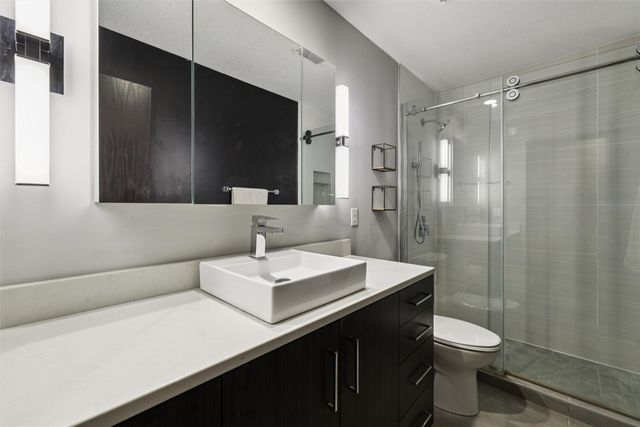 9109 Hammontree Drive, Urbandale, IA 50322