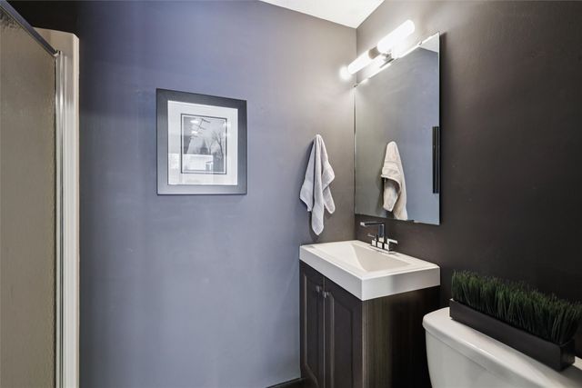 9109 Hammontree Drive, Urbandale, IA 50322