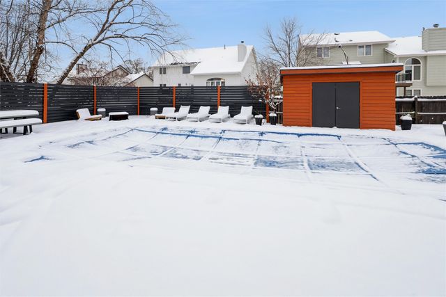 9109 Hammontree Drive, Urbandale, IA 50322