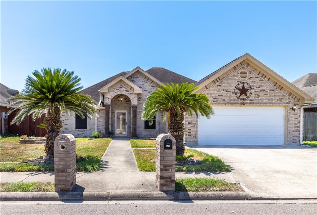 520 E Feather Avenue, Pharr, TX 78577