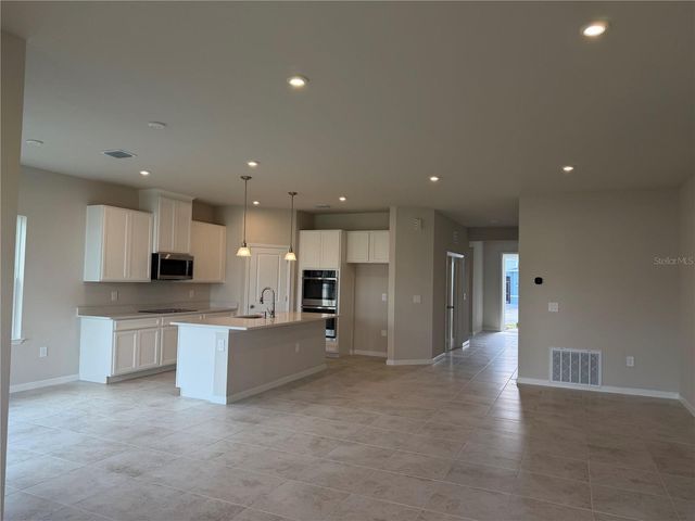 16425 QUEEN PALM DRIVE, Port Charlotte, FL 33953