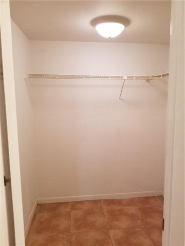 430 Commodore Drive 210, Plantation, FL 33325