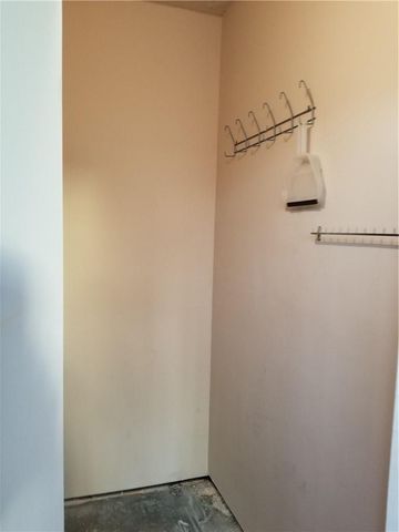 430 Commodore Drive 210, Plantation, FL 33325