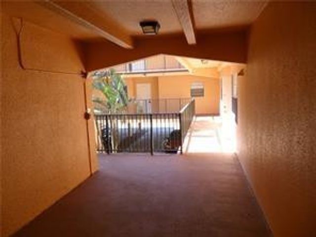 430 Commodore Drive 210, Plantation, FL 33325