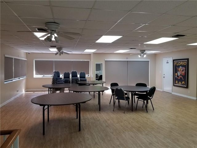 430 Commodore Drive 210, Plantation, FL 33325